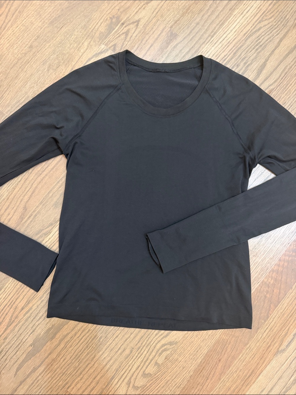 Perfect- Lululemon Black Swiftly long Sleeve 2.0 Sz 8